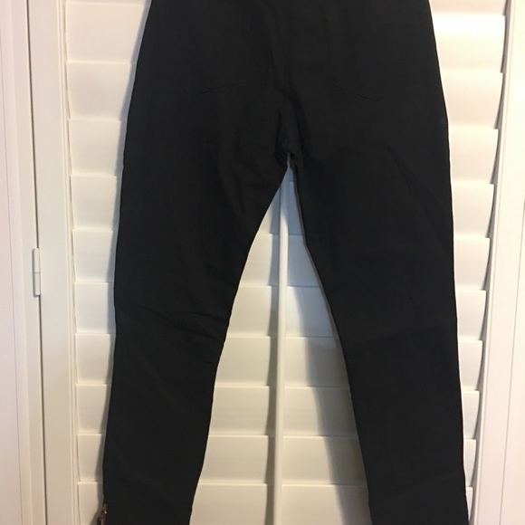 Brand New Burberry Pant - Picture 7 of 7